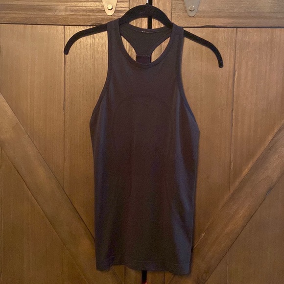 Lululemon🍋Swiftly Tech T-Back - Picture 3 of 5